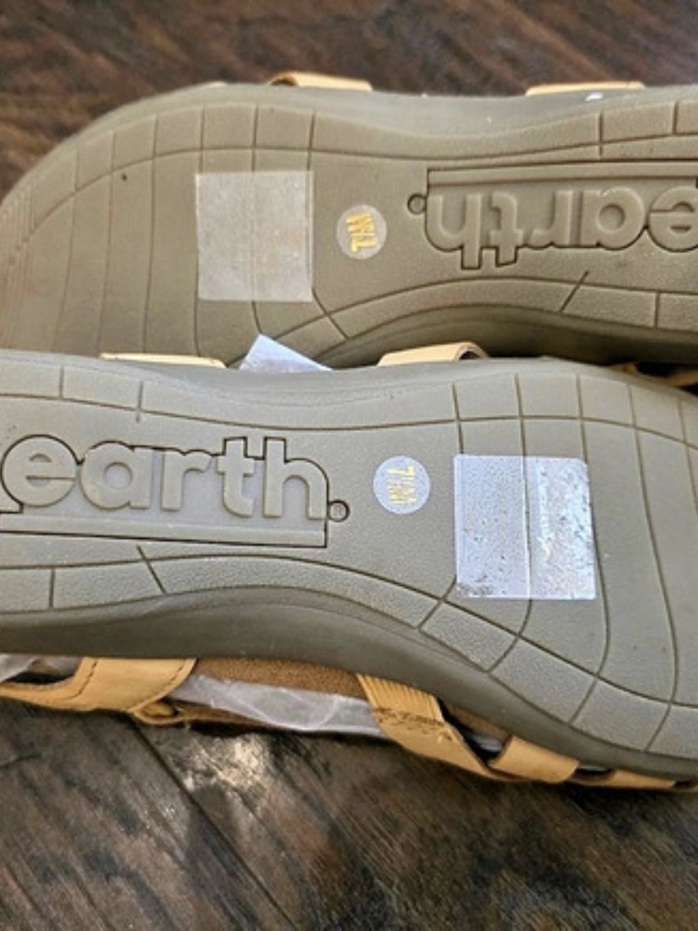 Earth Brand Fisherman Sandals - Picture 4 of 5
